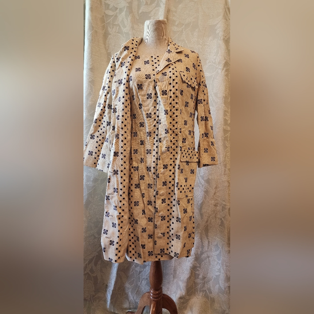 Vera Maxwell Suit Set